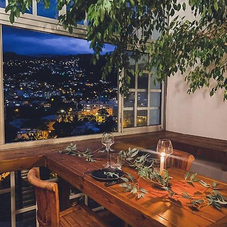 דירות סיינט דניס Loft Mezzanine Verriere Avec Vue מראה חיצוני תמונה