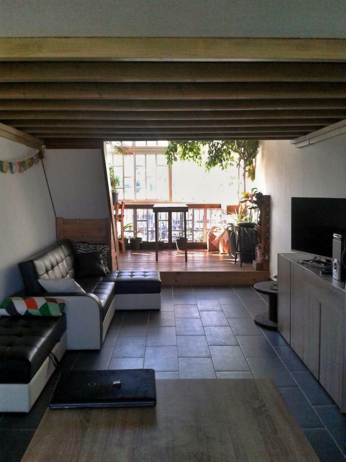דירות סיינט דניס Loft Mezzanine Verriere Avec Vue מראה חיצוני תמונה